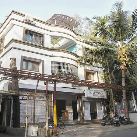 Super Townhouse The Upper Room Near Pune Airport Lohogaon Buitenkant foto